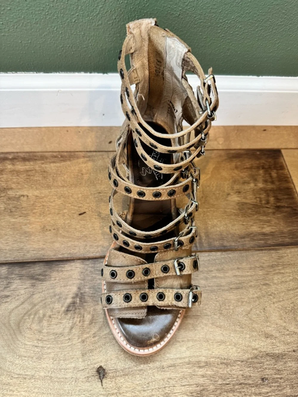 Freebird Cassandra (New without Box) - Size 7 - Picture 12 of 13